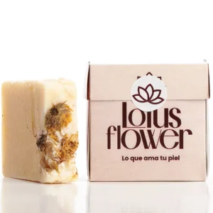 Jabón artesanal de zanahoria y cúrcuma con antioxidantes naturales